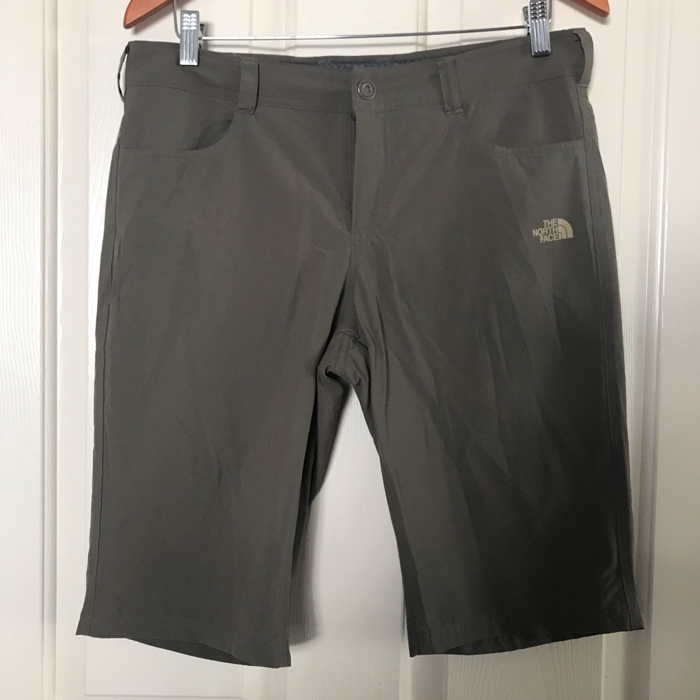 The North Face Womens Hiking Shorts Forest Green Size 10 Waist 34”